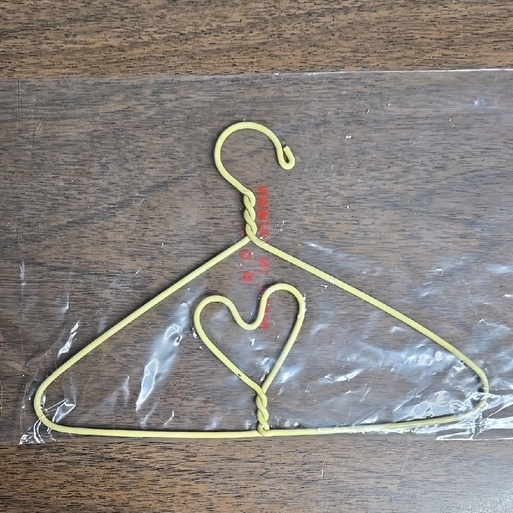 Set of 10 Mini‎ Hangers, Yellow, 6"x4"